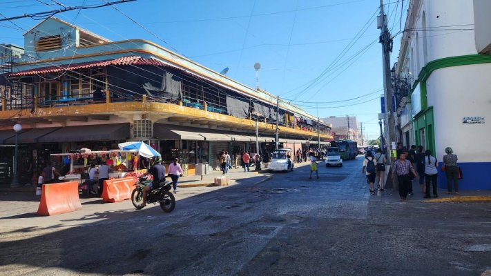 Click image for larger version

Name:	Mercado in Mazatlan.jpg
Views:	6
Size:	149.0 KB
ID:	144144