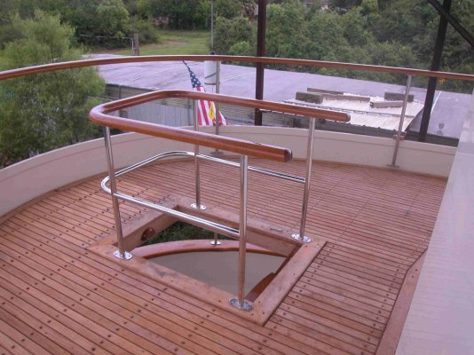 foredeck ladder railing.jpg