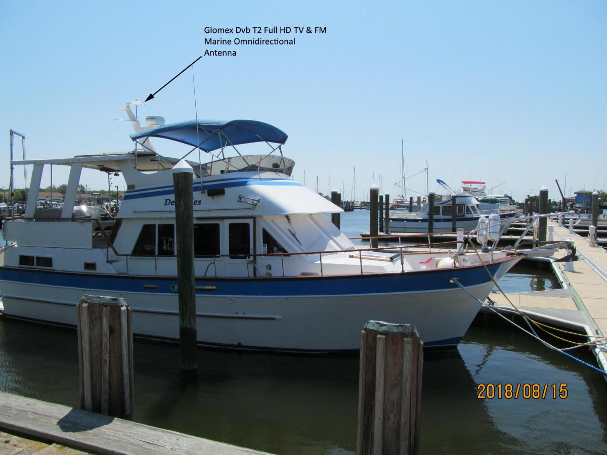 2018 Aug15 A TV FM Omni Antenna upgrade at Somers Cover Marina in Crisfield, Maryland