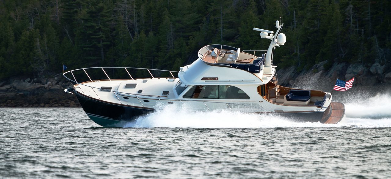 Hinckley-Yachts-Talaria-48-Flybridge-35-1280x585.jpg